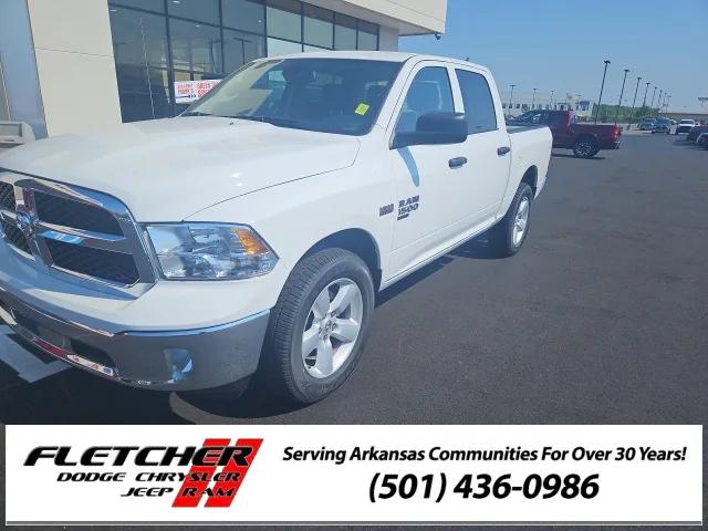 2024 RAM Ram 1500 Classic RAM 1500 CLASSIC TRADESMAN CREW CAB 4X4 57 BOX