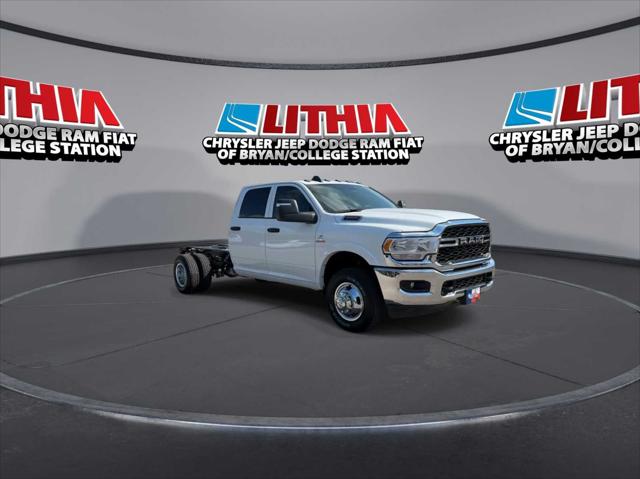 2024 RAM Ram 3500 Chassis Cab RAM 3500 TRADESMAN CREW CAB CHASSIS 4X4 60 CA