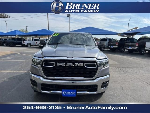 2025 RAM Ram 1500 RAM 1500 LONE STAR QUAD CAB 4X2 64 BOX