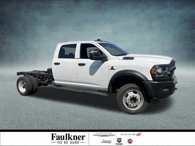 2024 RAM Ram 5500 Chassis Cab RAM 5500 TRADESMAN CHASSIS CREW CAB 4X4 60 CA