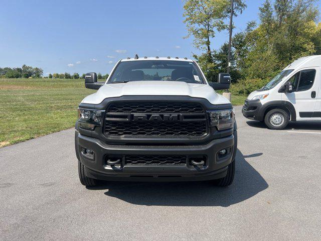 2024 RAM Ram 5500 Chassis Cab RAM 5500 TRADESMAN CHASSIS CREW CAB 4X4 60 CA