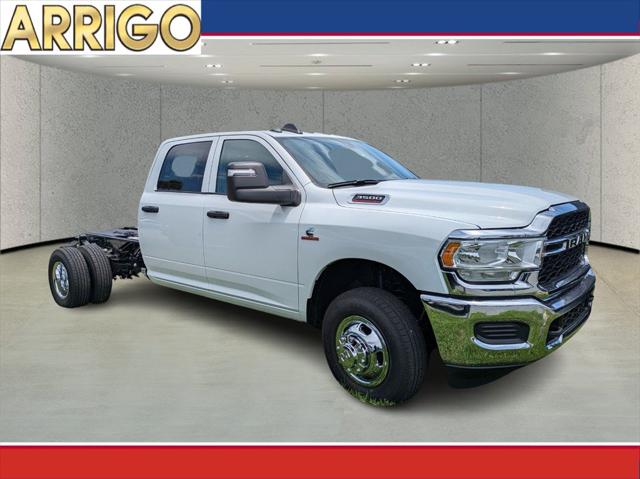 2024 RAM Ram 3500 Chassis Cab RAM 3500 TRADESMAN CREW CAB CHASSIS 4X4 60 CA