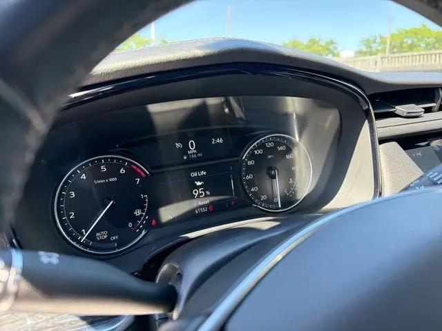 2022 Cadillac XT5 FWD Premium Luxury