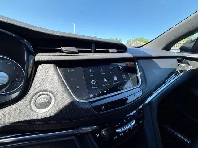 2022 Cadillac XT5 FWD Premium Luxury