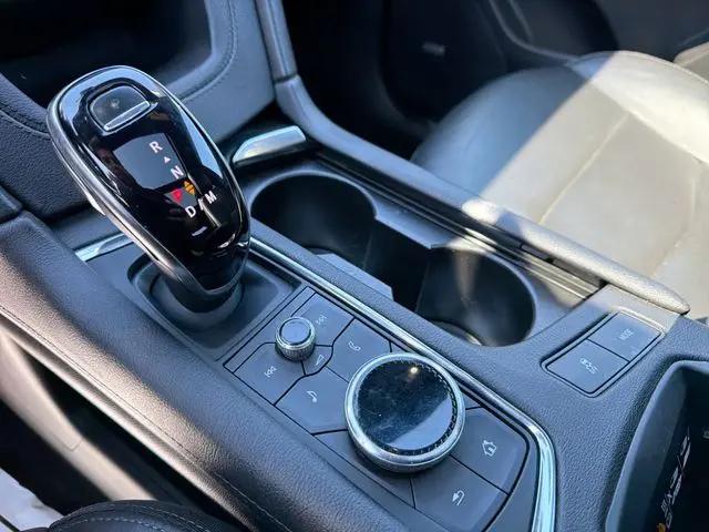 2022 Cadillac XT5 FWD Premium Luxury