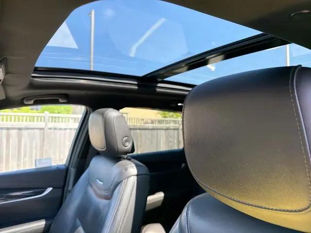 2022 Cadillac XT5 FWD Premium Luxury