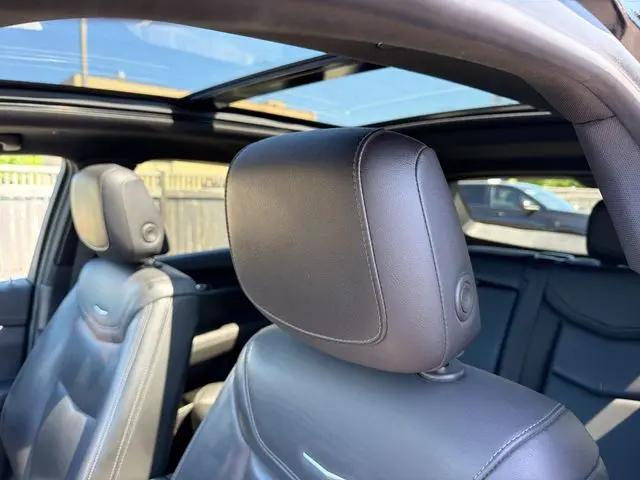 2022 Cadillac XT5 FWD Premium Luxury