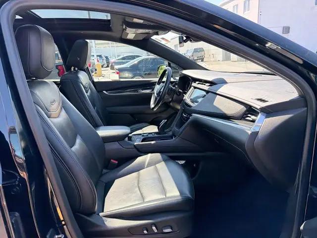 2022 Cadillac XT5 FWD Premium Luxury