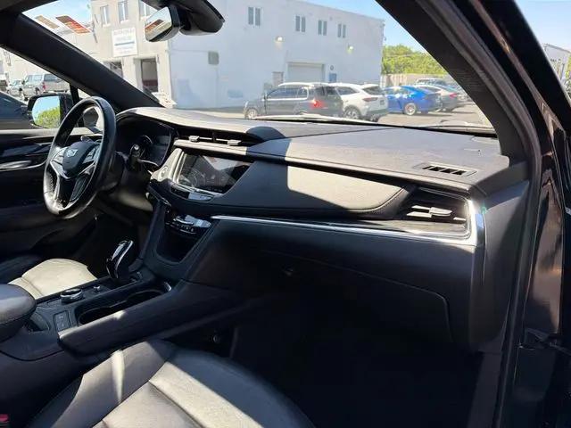 2022 Cadillac XT5 FWD Premium Luxury