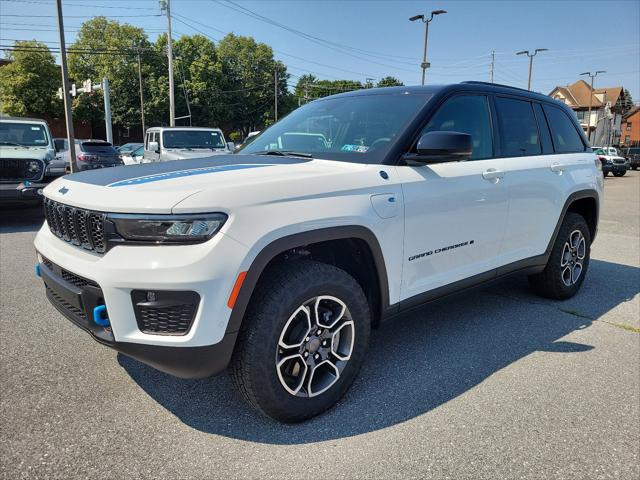 2023 Jeep Grand Cherokee 4xe Trailhawk