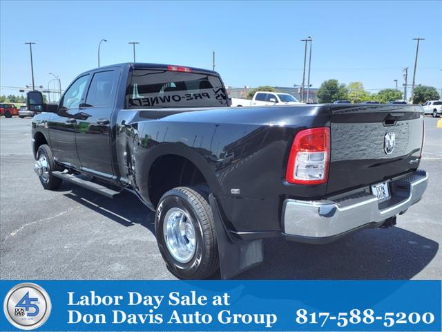 2023 RAM 3500 Tradesman Crew Cab 4x4 8 Box