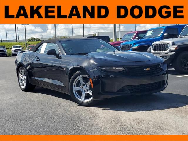 2022 Chevrolet Camaro RWD Convertible 1LT