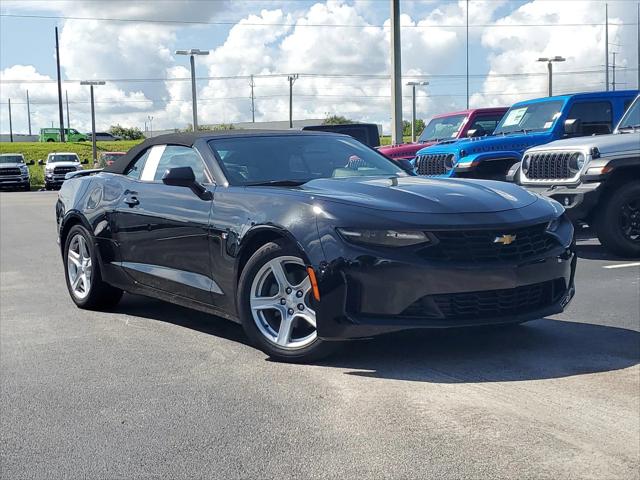 2022 Chevrolet Camaro RWD Convertible 1LT