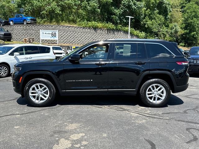 2023 Jeep Grand Cherokee Laredo 4x4