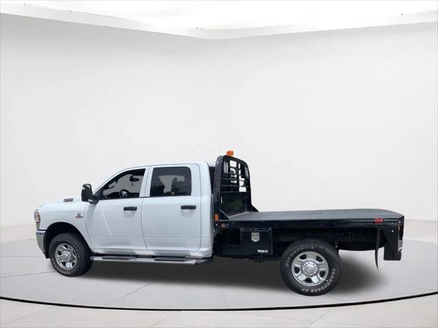 2024 RAM 2500 Tradesman Crew Cab 4x4 8 Box