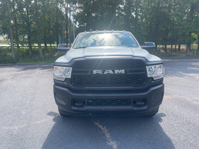 2022 RAM 3500 Tradesman Crew Cab 4x4 8 Box