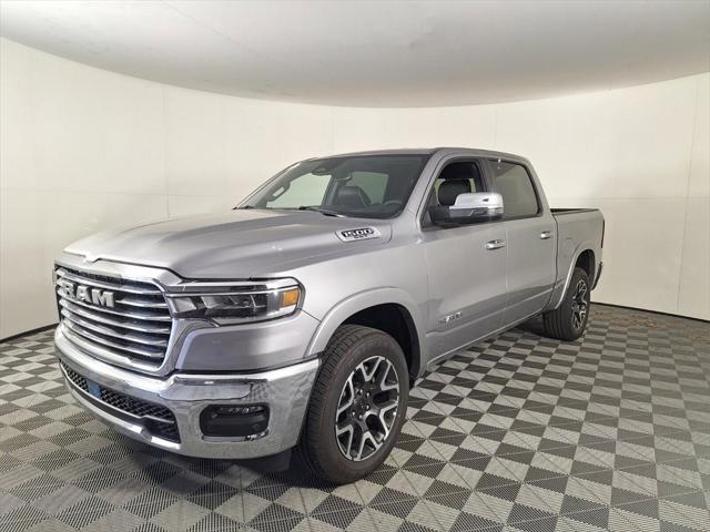 2025 RAM Ram 1500 RAM 1500 LARAMIE CREW CAB 4X4 64 BOX