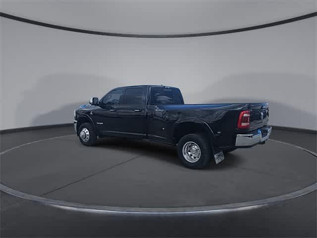 2020 RAM 3500 Laramie Crew Cab 4x4 8 Box