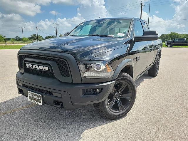 2024 RAM Ram 1500 Classic RAM 1500 CLASSIC WARLOCK QUAD CAB 4X4 64 BOX