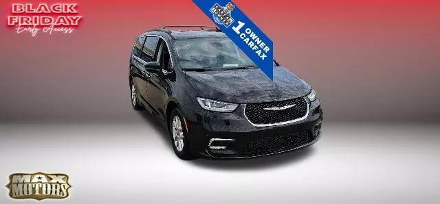 2022 Chrysler Pacifica Touring L for sale in Nevada, MO