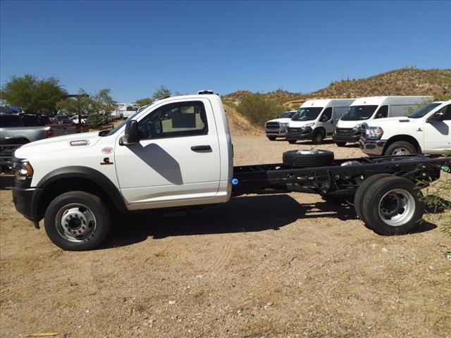 2024 RAM Ram 5500 Chassis Cab RAM 5500 TRADESMAN CHASSIS REGULAR CAB 4X4 84 CA