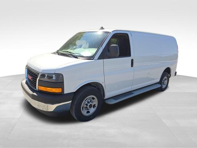 2022 GMC Savana Cargo