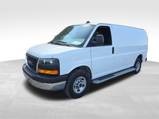 2022 GMC Savana Cargo