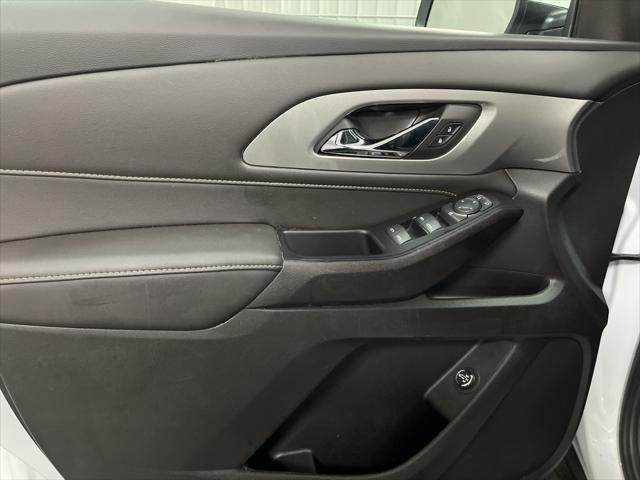 2023 Chevrolet Traverse AWD LT Leather