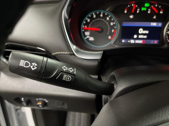 2023 Chevrolet Traverse AWD LT Leather