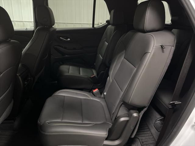 2023 Chevrolet Traverse AWD LT Leather