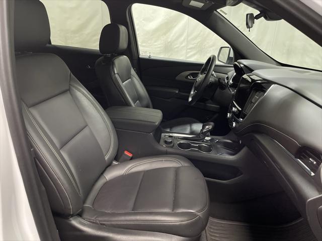2023 Chevrolet Traverse AWD LT Leather