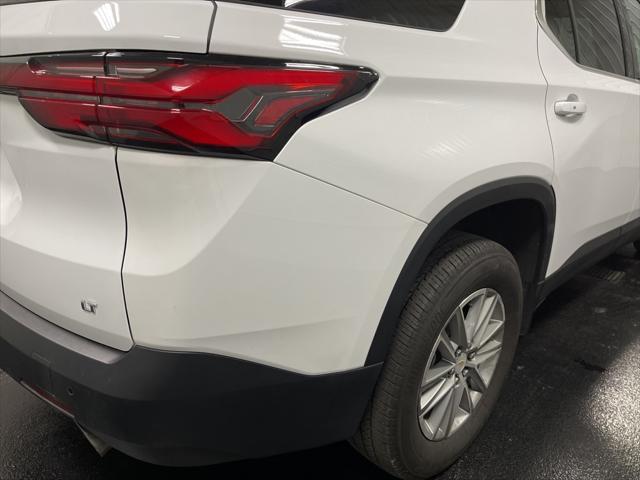 2023 Chevrolet Traverse AWD LT Leather