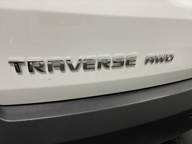 2023 Chevrolet Traverse AWD LT Leather