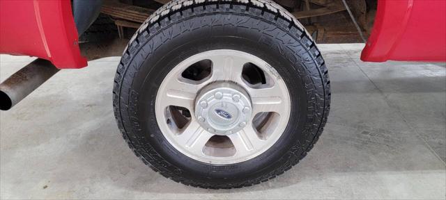 2006 Ford F-350 Lariat 4dr Crew Cab 4WD LB