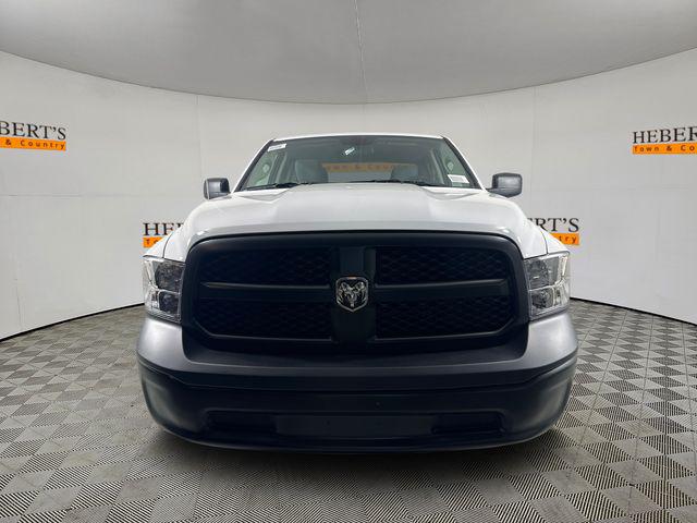 2024 RAM Ram 1500 Classic RAM 1500 CLASSIC TRADESMAN QUAD CAB 4X2 64 BOX