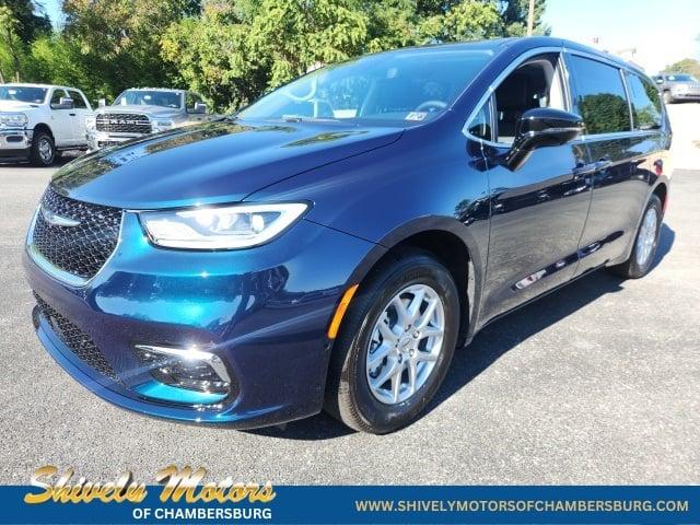 2024 Chrysler Pacifica PACIFICA TOURING L