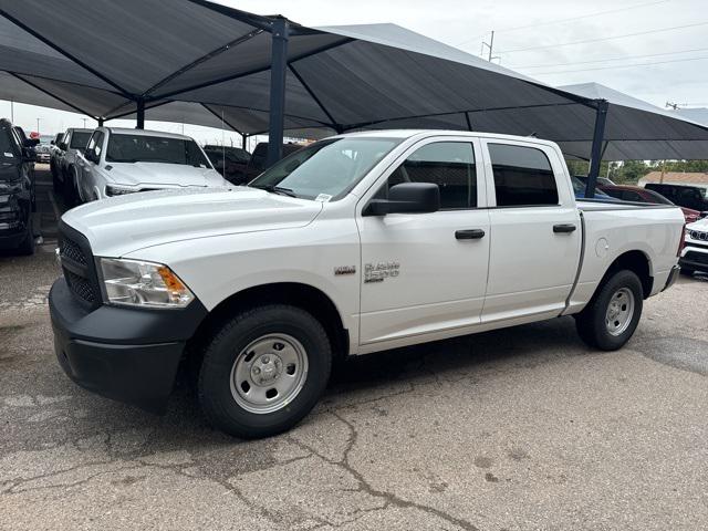 2024 RAM Ram 1500 Classic RAM 1500 CLASSIC TRADESMAN CREW CAB 4X2 57 BOX