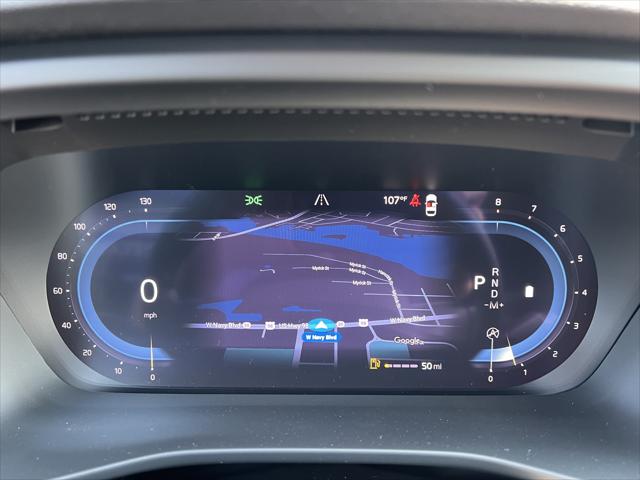 2025 Volvo XC40 Core Bright Theme