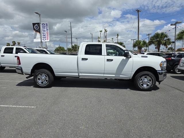 2024 RAM 2500 Tradesman Crew Cab 4x4 8 Box