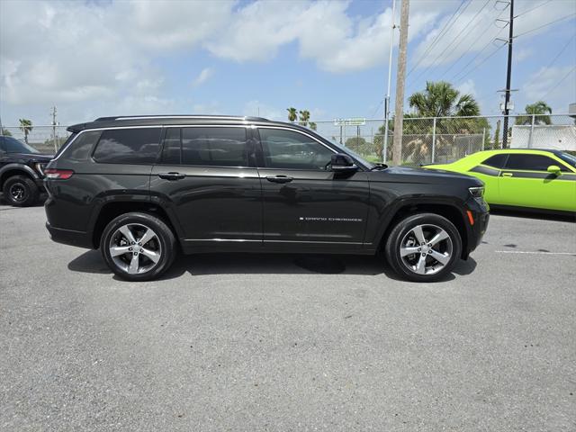 2023 Jeep Grand Cherokee L Overland 4x2