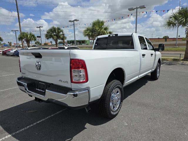 2024 RAM 2500 Tradesman Crew Cab 4x4 8 Box