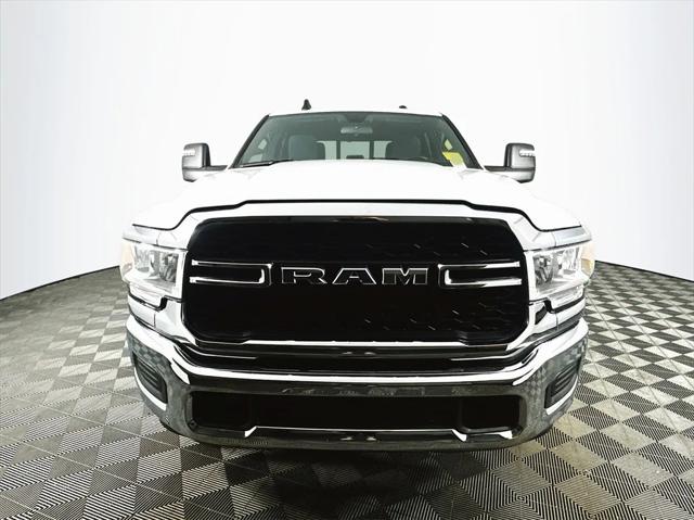 2024 RAM 2500 Tradesman Crew Cab 4x4 64 Box