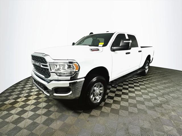 2024 RAM 2500 Tradesman Crew Cab 4x4 64 Box