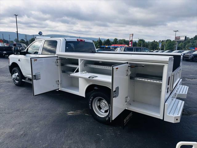 2024 RAM Ram 3500 Chassis Cab RAM 3500 TRADESMAN CREW CAB CHASSIS 4X4 60 CA