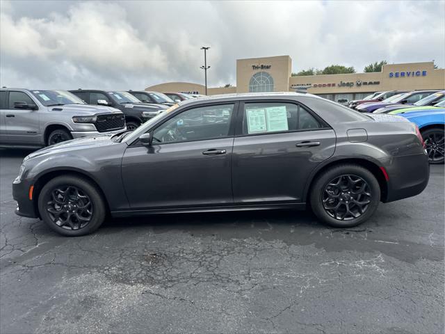 2023 Chrysler 300 Touring L AWD