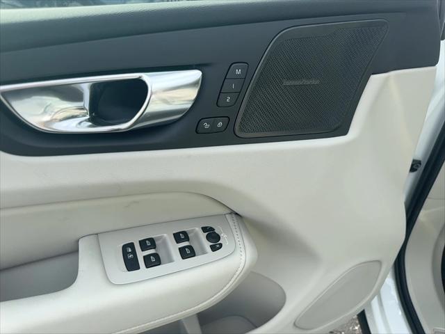 2025 Volvo XC60 Plug-In Hybrid Plus, T8 AWD Electric/Gasoline, Dark