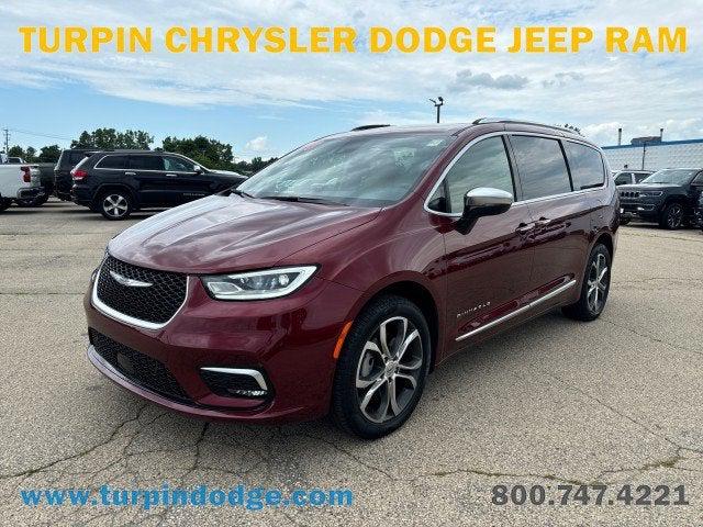 2023 Chrysler Pacifica Pinnacle AWD