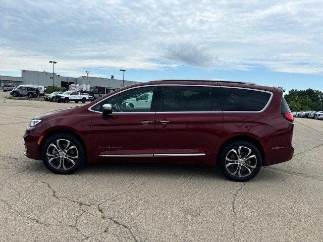 2023 Chrysler Pacifica Pinnacle AWD