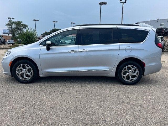 2023 Chrysler Pacifica Limited AWD