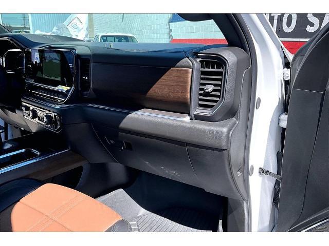 2024 Chevrolet Silverado 1500 4WD Crew Cab Short Bed High Country